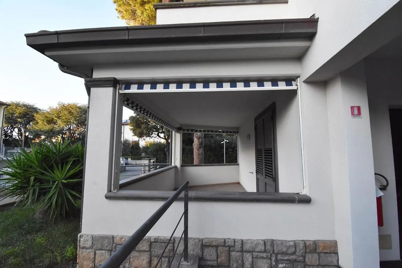 Residence Il Cardellino San Vincenzo 3*,